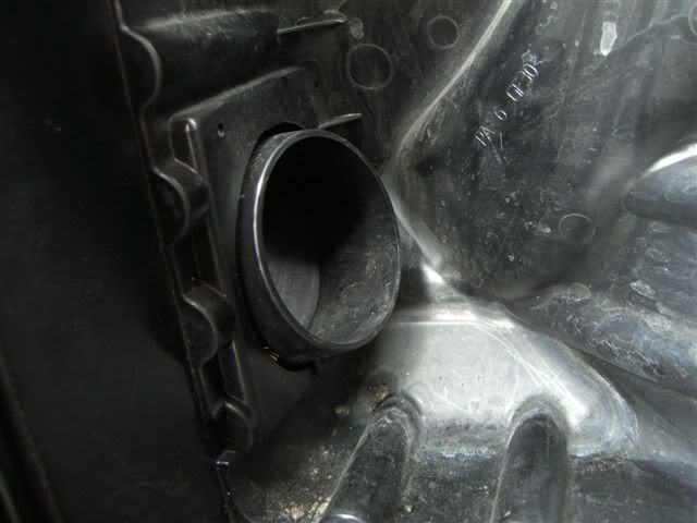 RS4 Airbox Power Flap